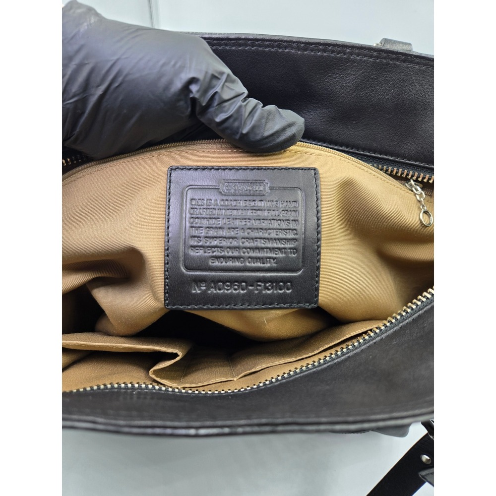 Coach Hampton Black Leather Tote Bag Contrast Stitch - Picture 4 of 11